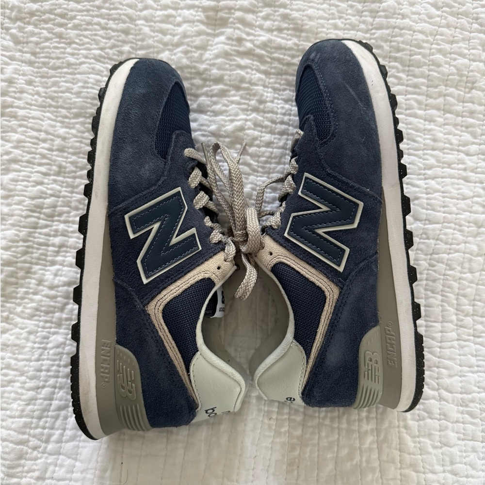 New Balance Tennis Shoes